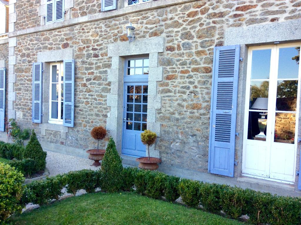 Hotel La Gougeonnais La Richardais Exterior foto